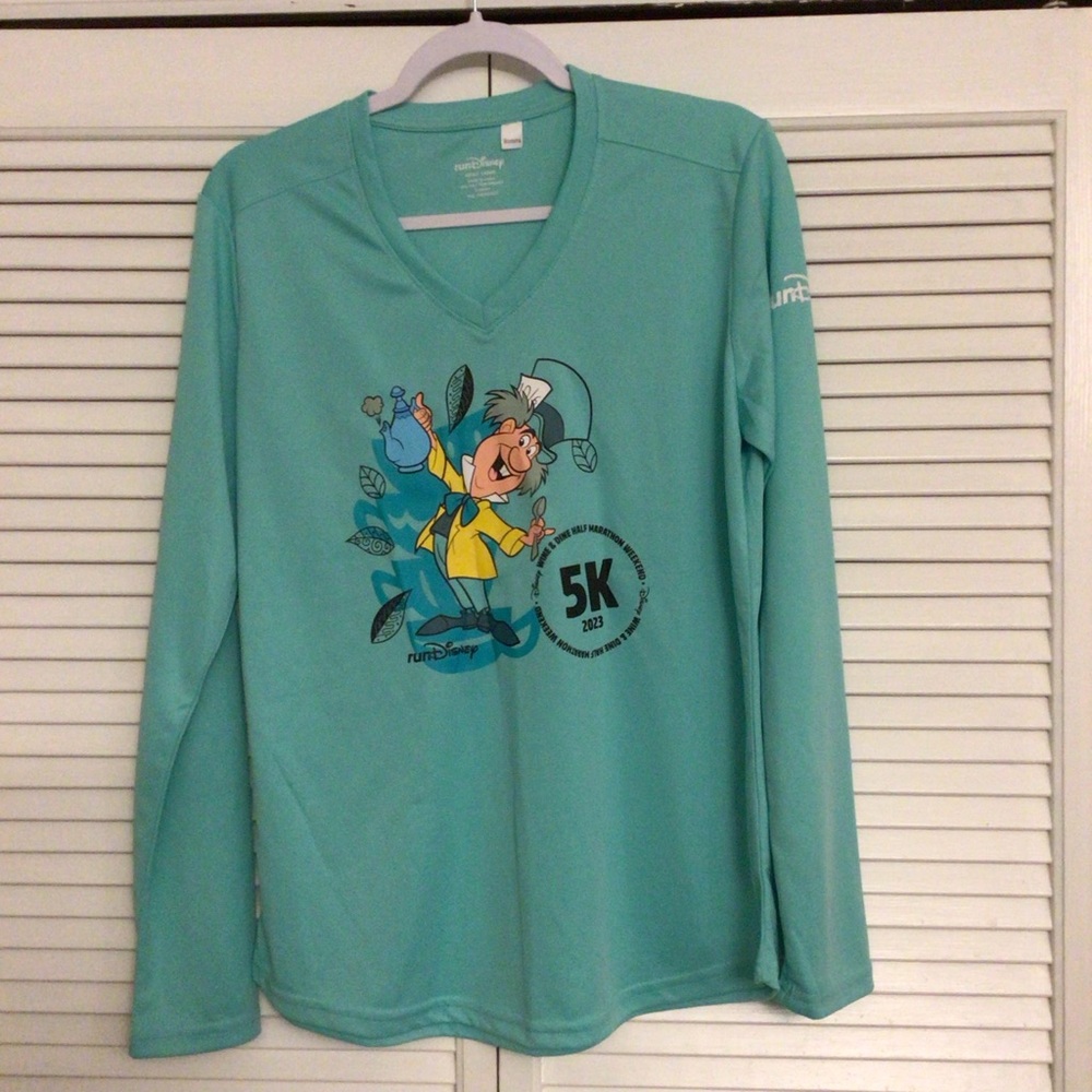 Run Disney Women’s Adult Large 2023 Wine & Dine 5K T Shirt